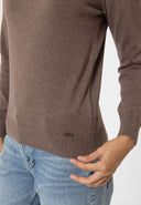BROWN - 06